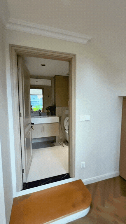 10 nghìn người xuýt xoa trước căn hộ duplex với ban công xanh mướt lưng chừng trời: "Ở chung cư mà sướng hơn cả nhà phố thế này?"- Ảnh 7. 10 nghìn người xuýt xoa trước căn hộ duplex với ban công xanh mướt lưng chừng trời: "Ở chung cư mà sướng hơn cả nhà phố thế này?"- Ảnh 7.