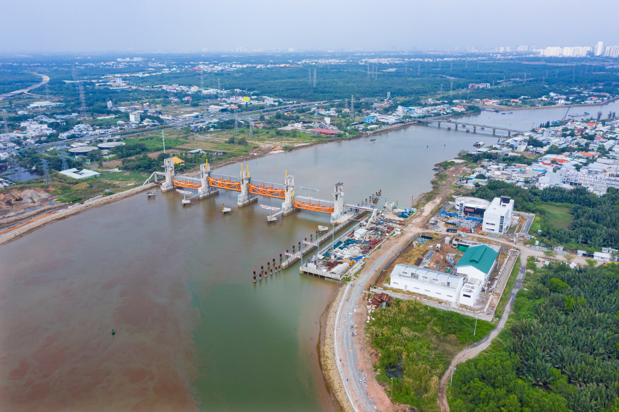 TP HCM: Chờ dự án xóa ngập cho 5 tuyến đường- Ảnh 1. TP HCM: Chờ dự án xóa ngập cho 5 tuyến đường- Ảnh 1.