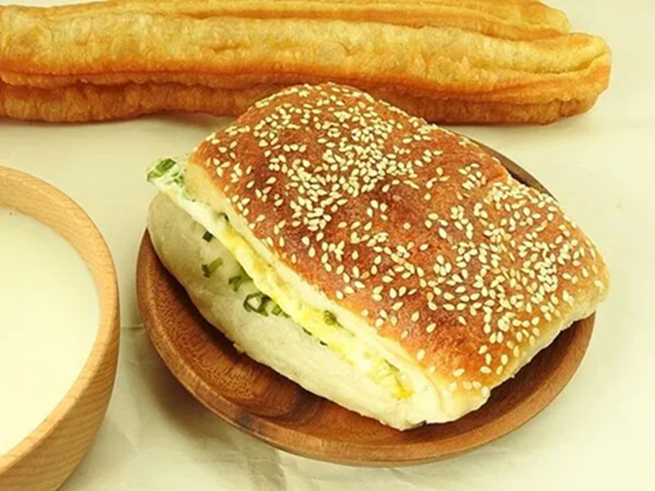 Dừng ngay 3 kiểu ăn sáng này lại, nhiều người Việt vẫn đang mắc phải!- Ảnh 3. Dừng ngay 3 kiểu ăn sáng này lại, nhiều người Việt vẫn đang mắc phải!- Ảnh 3.