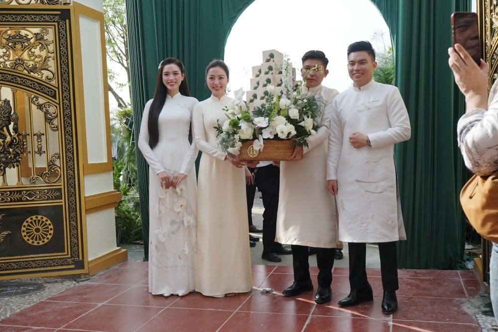 Tập đoàn Sơn Hải liên tiếp trúng thầu lớn, vốn điều lệ tăng gần gấp đôi trước thềm đám cưới của con trai Chủ tịch với Hoa hậu Đỗ Thị Hà- Ảnh 1. Tập đoàn Sơn Hải liên tiếp trúng thầu lớn, vốn điều lệ tăng gần gấp đôi trước thềm đám cưới của con trai Chủ tịch với Hoa hậu Đỗ Thị Hà- Ảnh 1.