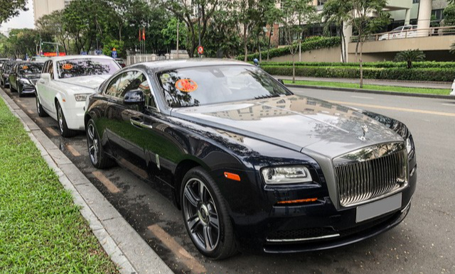 Đám cưới xa xỉ lên đến 20 tỷ của ông chủ Saigon Square và con gái cô hiệu trưởng- Ảnh 5. Đám cưới xa xỉ lên đến 20 tỷ của ông chủ Saigon Square và con gái cô hiệu trưởng- Ảnh 5.
