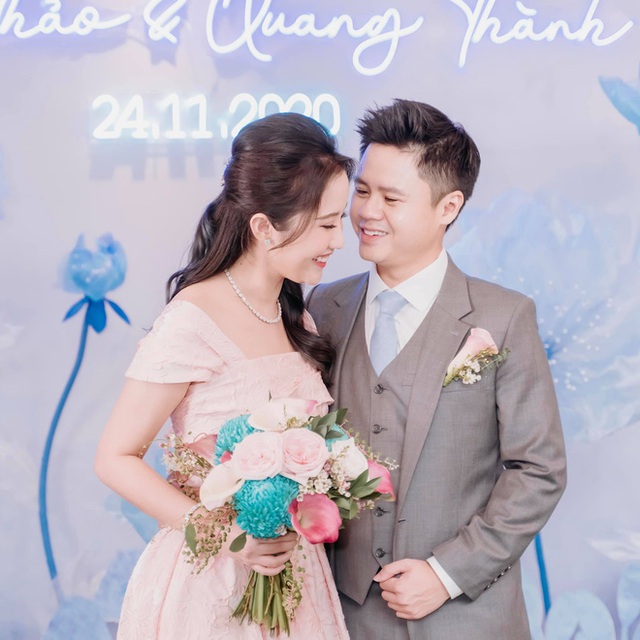 Đám cưới xa xỉ lên đến 20 tỷ của ông chủ Saigon Square và con gái cô hiệu trưởng- Ảnh 2. Đám cưới xa xỉ lên đến 20 tỷ của ông chủ Saigon Square và con gái cô hiệu trưởng- Ảnh 2.