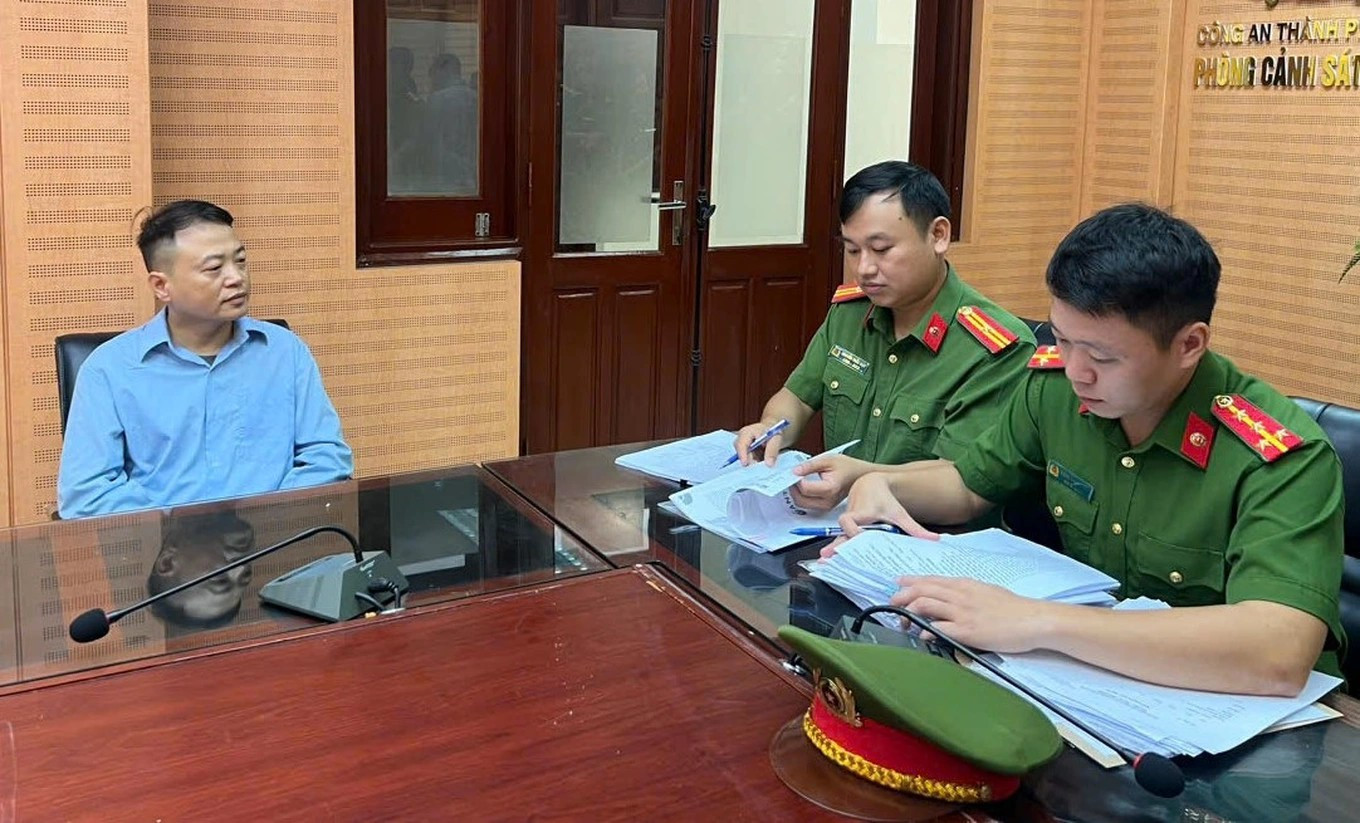 Công ty bất động sản do Shark Bình là 'cha đẻ' gian lận, mập mờ- Ảnh 1. Công ty bất động sản do Shark Bình là 'cha đẻ' gian lận, mập mờ- Ảnh 1.