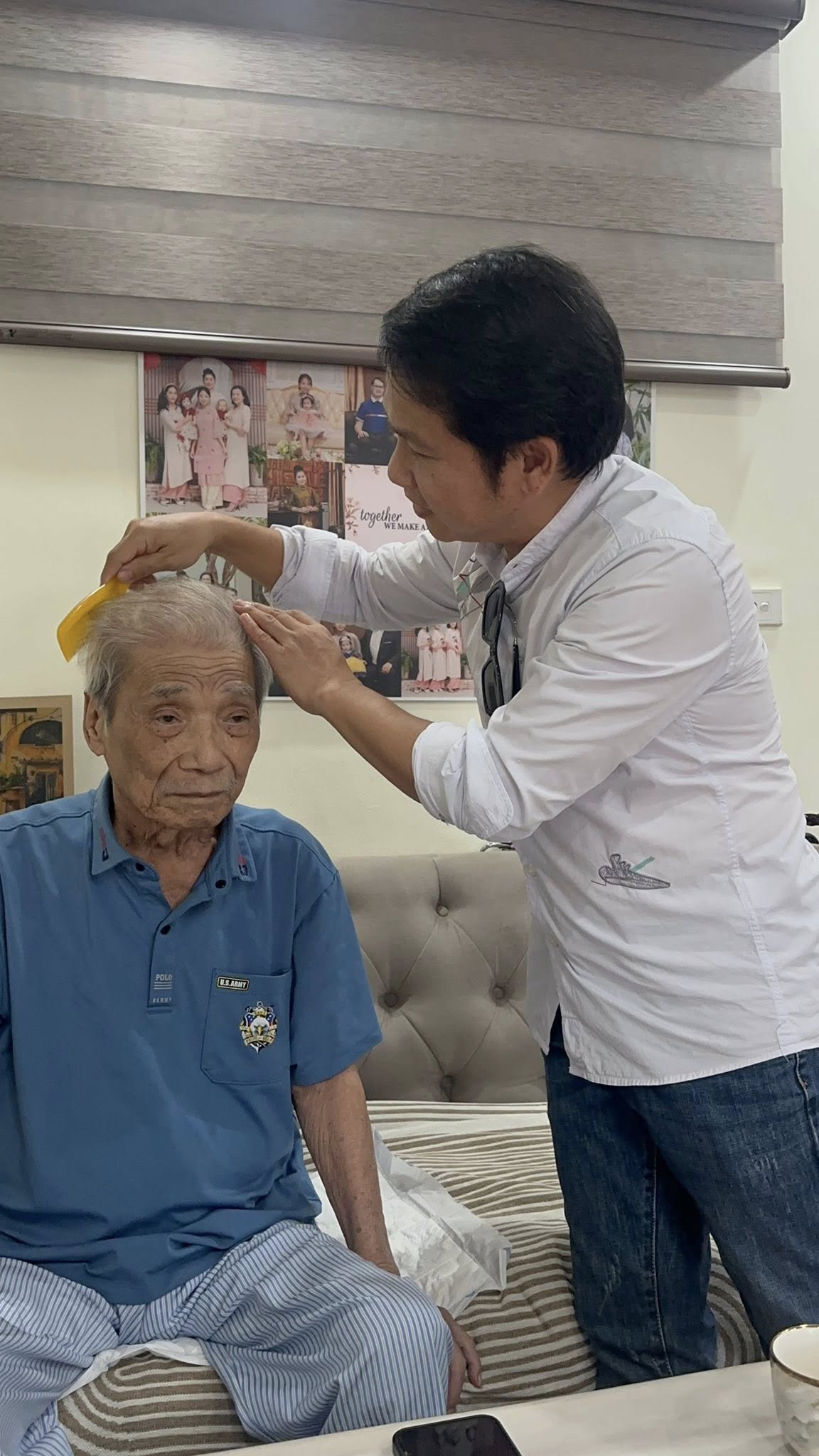 Trọng Tấn cập nhật tình hình NSND Trần Hiếu sau 20 ngày nhập viện vì ung thư xương di căn- Ảnh 3. Trọng Tấn cập nhật tình hình NSND Trần Hiếu sau 20 ngày nhập viện vì ung thư xương di căn- Ảnh 3.