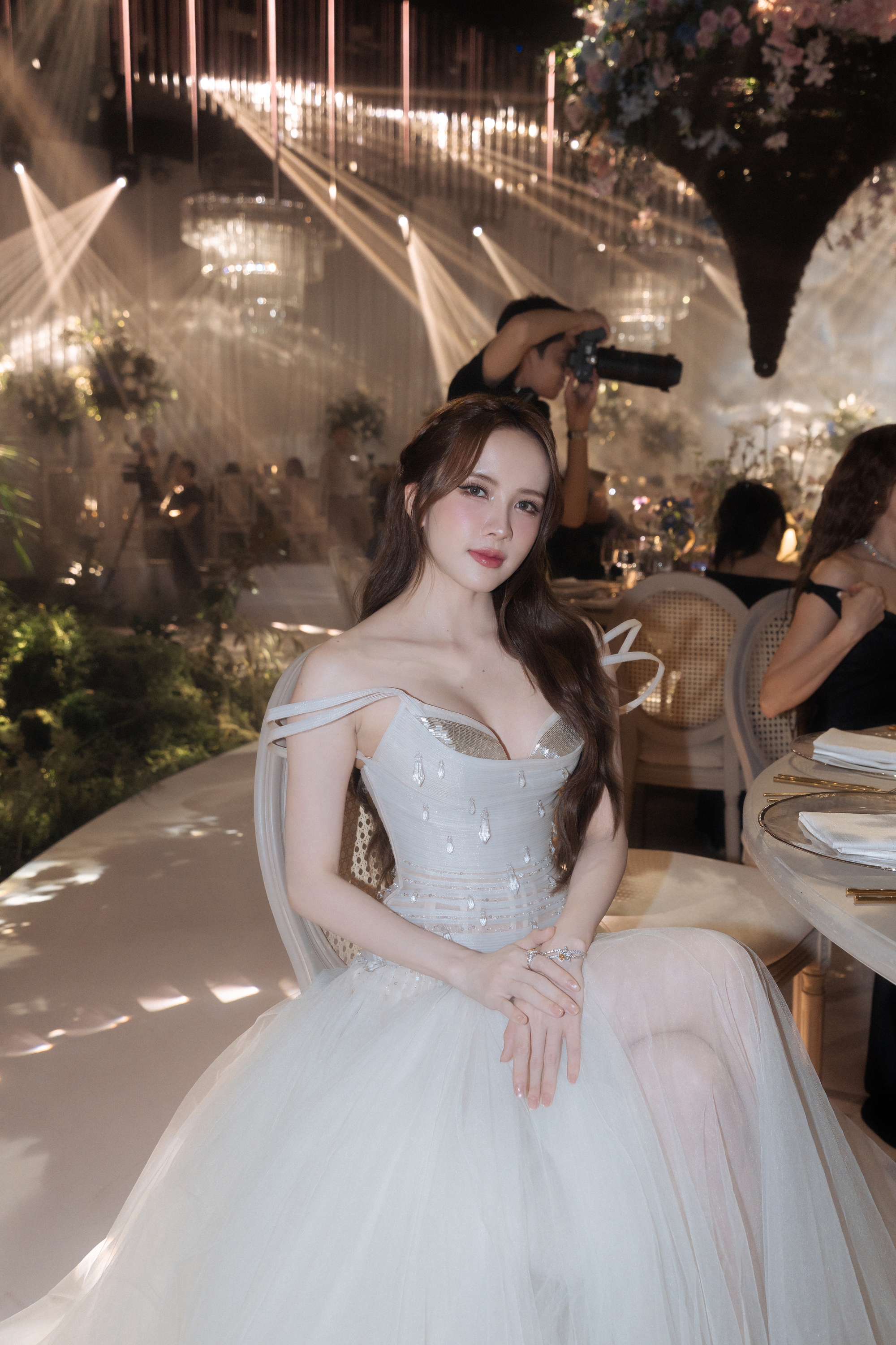 Hồ Ngọc Hà, Thiều Bảo Trâm và dàn sao Việt bị 1 mỹ nhân 41 tuổi Hồ Ngọc Hà, Thiều Bảo Trâm và dàn sao Việt bị 1 mỹ nhân 41 tuổi