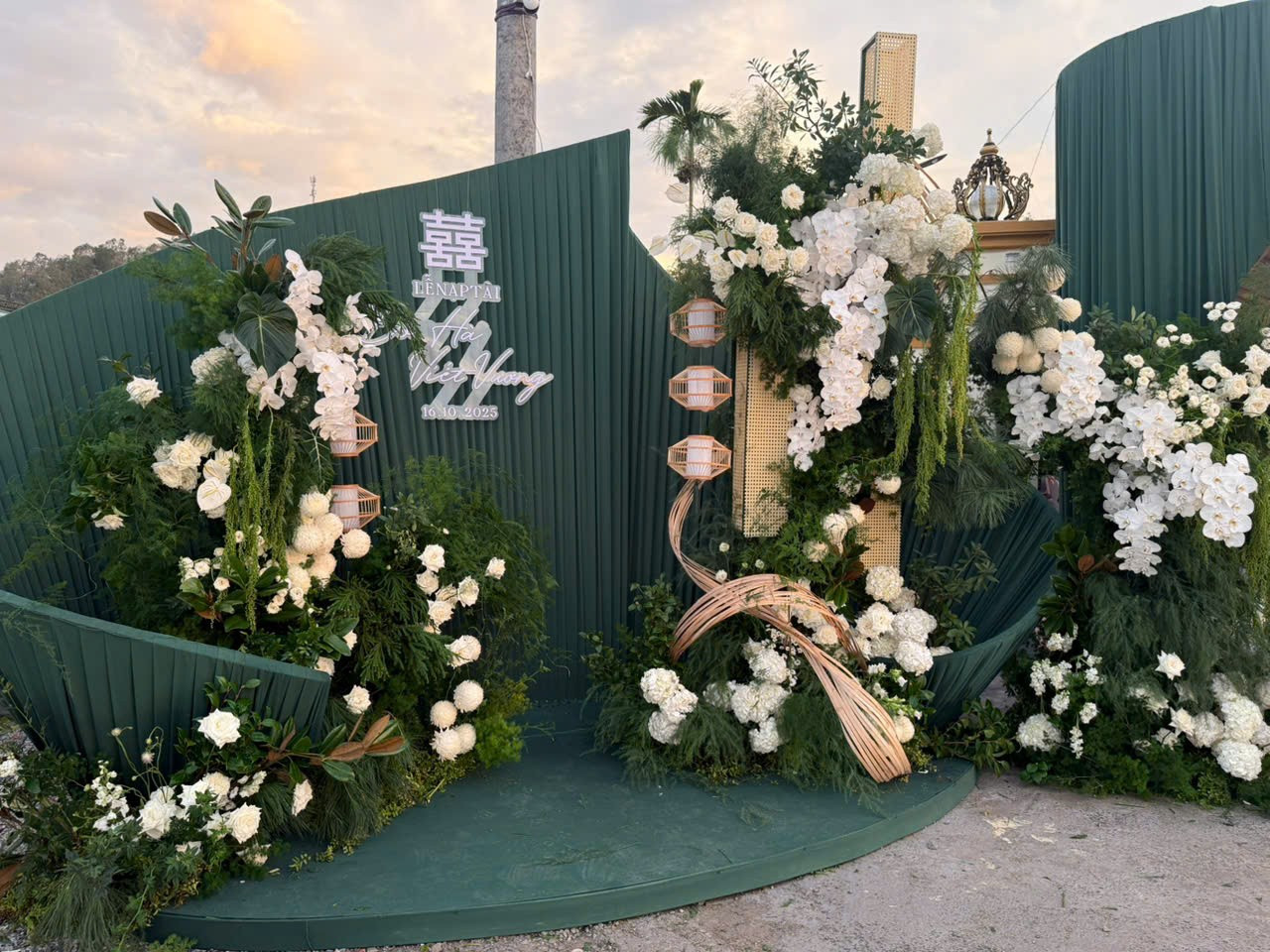 Hình ảnh chồng Đỗ Thị Hà tại lễ ăn hỏi- Ảnh 6.