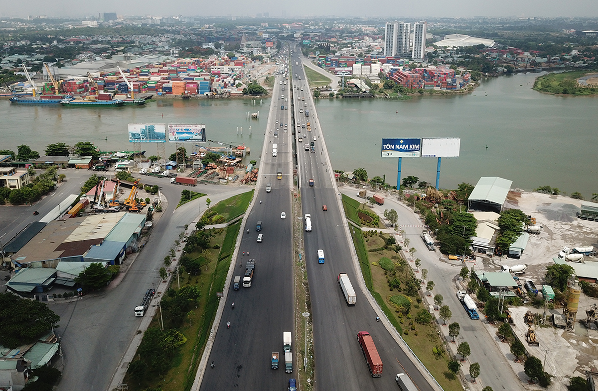 Giá đất ở Đồng Nai có thể tăng cao nhất tới 9 lần trong năm 2026, chính quyền yêu cầu 76 xã phường khẩn trương phản hồi dự thảo- Ảnh 2. Giá đất ở Đồng Nai có thể tăng cao nhất tới 9 lần trong năm 2026, chính quyền yêu cầu 76 xã phường khẩn trương phản hồi dự thảo- Ảnh 2.