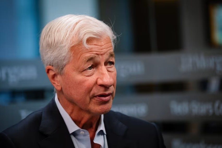 Chứng khoán Mỹ giảm mạnh vì vụ phá sản First Brand lan rộng ra ngành ngân hàng, CEO JPMorgan Chase cảnh báo nóng- Ảnh 1. Chứng khoán Mỹ giảm mạnh vì vụ phá sản First Brand lan rộng ra ngành ngân hàng, CEO JPMorgan Chase cảnh báo nóng- Ảnh 1.