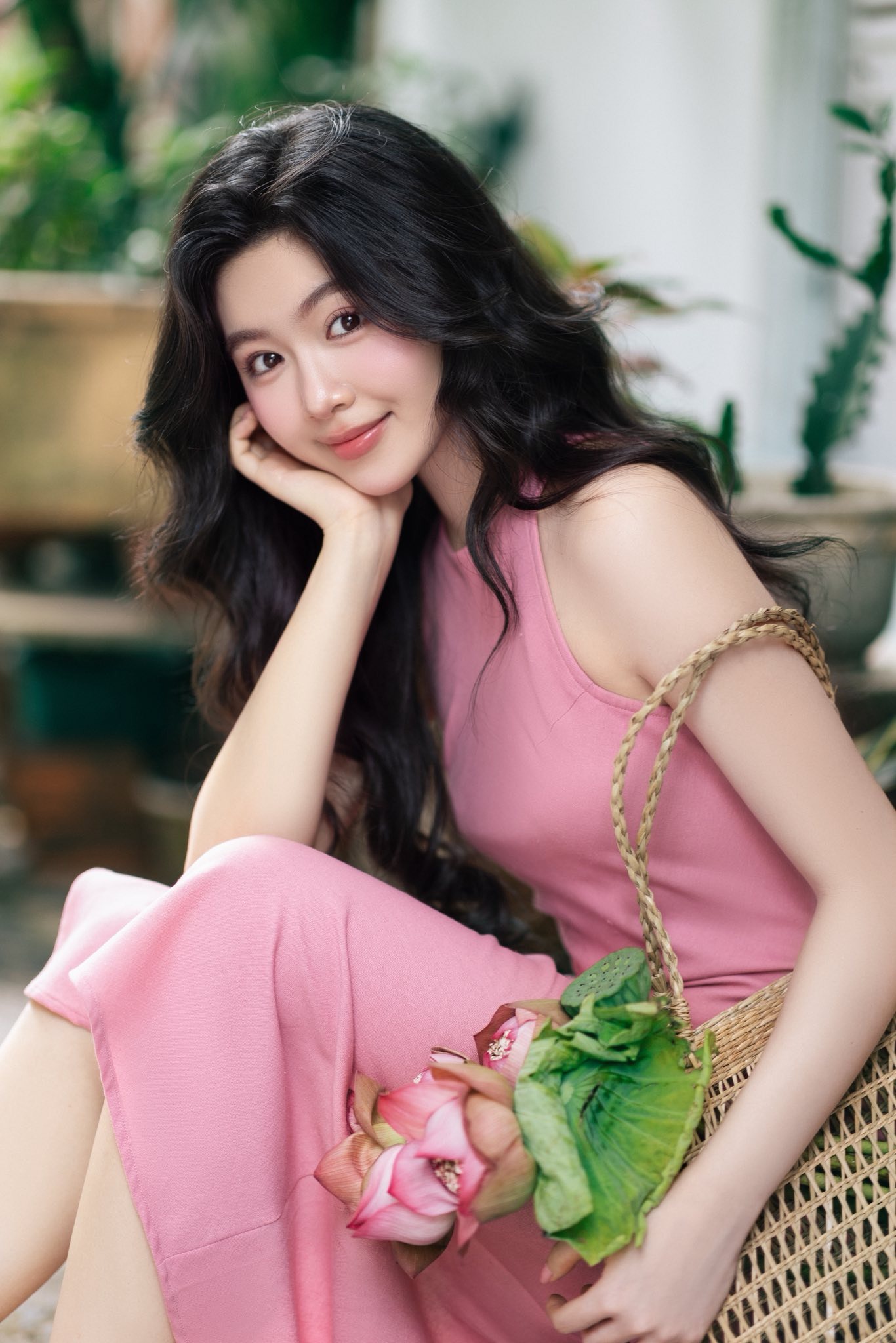 Câm nín trước visual Lọ Lem- Ảnh 4. Câm nín trước visual Lọ Lem- Ảnh 4.