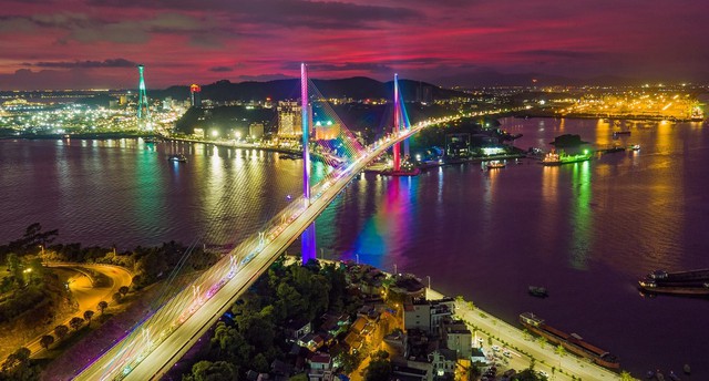 Loạt công trình nghìn tỷ đánh thức vùng đất có 6 cửa sông từ thượng nguồn đổ ra biển- Ảnh 1. Loạt công trình nghìn tỷ đánh thức vùng đất có 6 cửa sông từ thượng nguồn đổ ra biển- Ảnh 1.