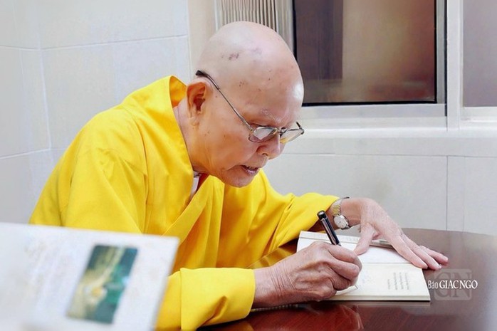 Trưởng lão Hòa thượng Thích Từ Thông viên tịch- Ảnh 2. Trưởng lão Hòa thượng Thích Từ Thông viên tịch- Ảnh 2.