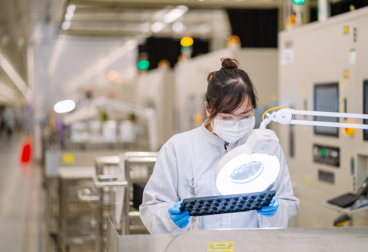 Intel và hành trình “gieo hạt” giữa cuộc đua bán dẫn toàn cầu: Khi con người trở thành sức mạnh định vị quốc gia- Ảnh 4. Intel và hành trình “gieo hạt” giữa cuộc đua bán dẫn toàn cầu: Khi con người trở thành sức mạnh định vị quốc gia- Ảnh 4.