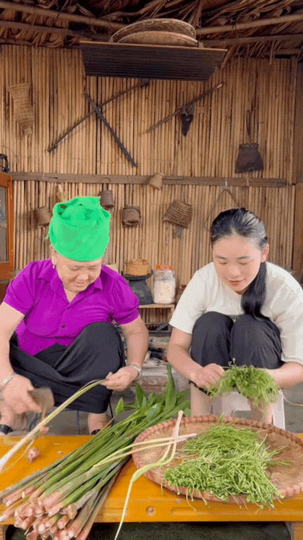 Món rau Tây Bắc gây sốt TikTok: Phắc cút tò ngòng là gì mà ai xem cũng muốn ăn thử?- Ảnh 5. Món rau Tây Bắc gây sốt TikTok: Phắc cút tò ngòng là gì mà ai xem cũng muốn ăn thử?- Ảnh 5.