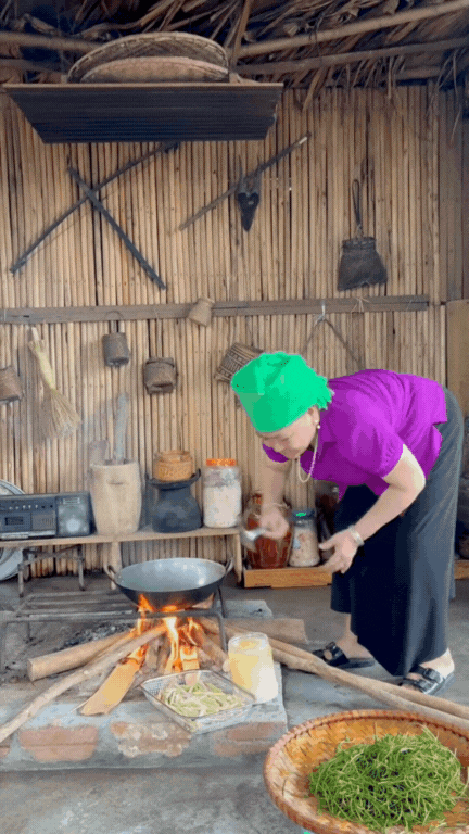 Món rau Tây Bắc gây sốt TikTok: Phắc cút tò ngòng là gì mà ai xem cũng muốn ăn thử?- Ảnh 6. Món rau Tây Bắc gây sốt TikTok: Phắc cút tò ngòng là gì mà ai xem cũng muốn ăn thử?- Ảnh 6.