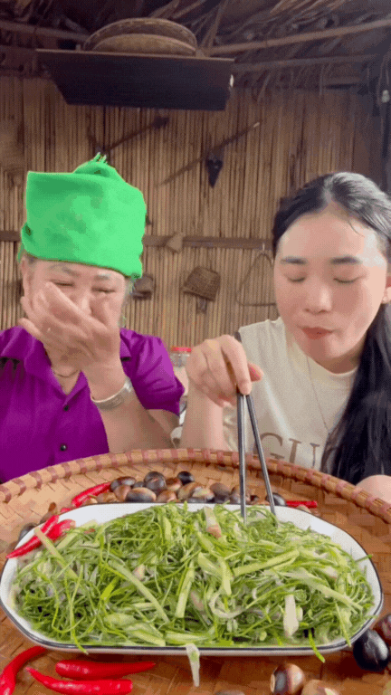 Món rau Tây Bắc gây sốt TikTok: Phắc cút tò ngòng là gì mà ai xem cũng muốn ăn thử?- Ảnh 10. Món rau Tây Bắc gây sốt TikTok: Phắc cút tò ngòng là gì mà ai xem cũng muốn ăn thử?- Ảnh 10.