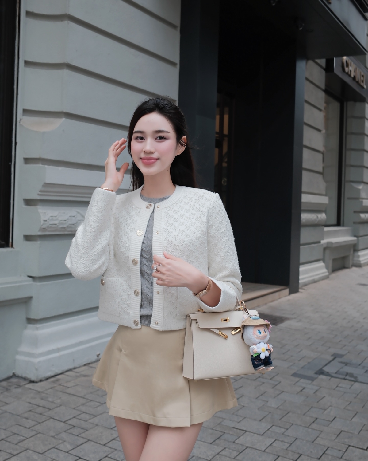 3 nàng hậu lấy thiếu gia hot nhất nhà Sen Vàng: Bí ẩn nhất là người 3 nàng hậu lấy thiếu gia hot nhất nhà Sen Vàng: Bí ẩn nhất là người