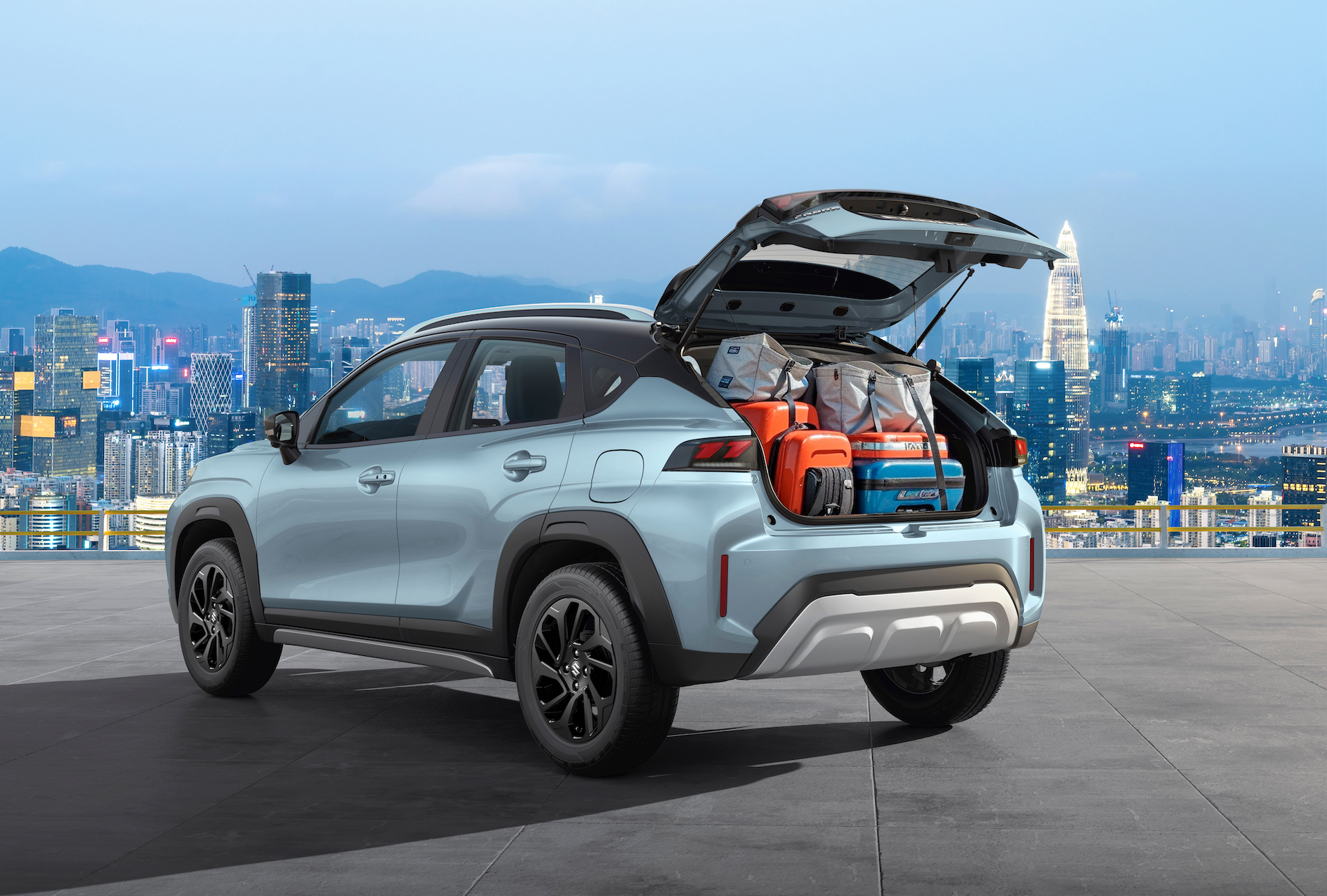 Suzuki ra mắt tại Việt Nam SUV đô thị Fronx giá từ 520 triệu- Ảnh 5. Suzuki ra mắt tại Việt Nam SUV đô thị Fronx giá từ 520 triệu- Ảnh 5.