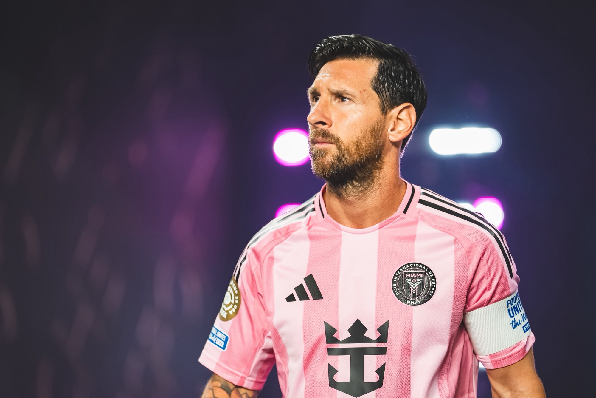 Messi thua Ronaldo- Ảnh 2. Messi thua Ronaldo- Ảnh 2.