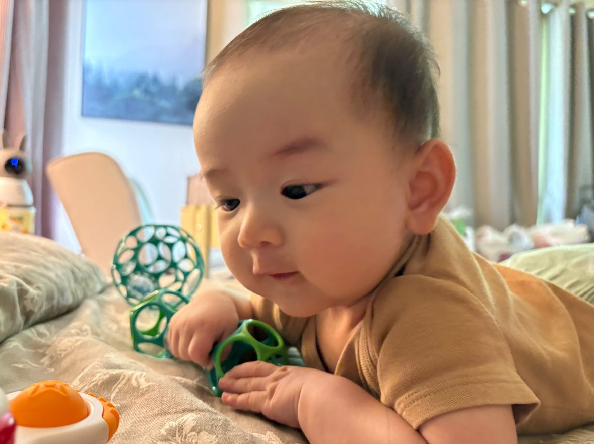 Bình rượu mơ nhà "anh hai" Lam Trường và vợ kém 17 tuổi: Mới 8 tuổi đã cao vổng, chân dài thẳng tắp, tóc đen tuyền xinh yêu vô cùng!- Ảnh 13. Bình rượu mơ nhà "anh hai" Lam Trường và vợ kém 17 tuổi: Mới 8 tuổi đã cao vổng, chân dài thẳng tắp, tóc đen tuyền xinh yêu vô cùng!- Ảnh 13.