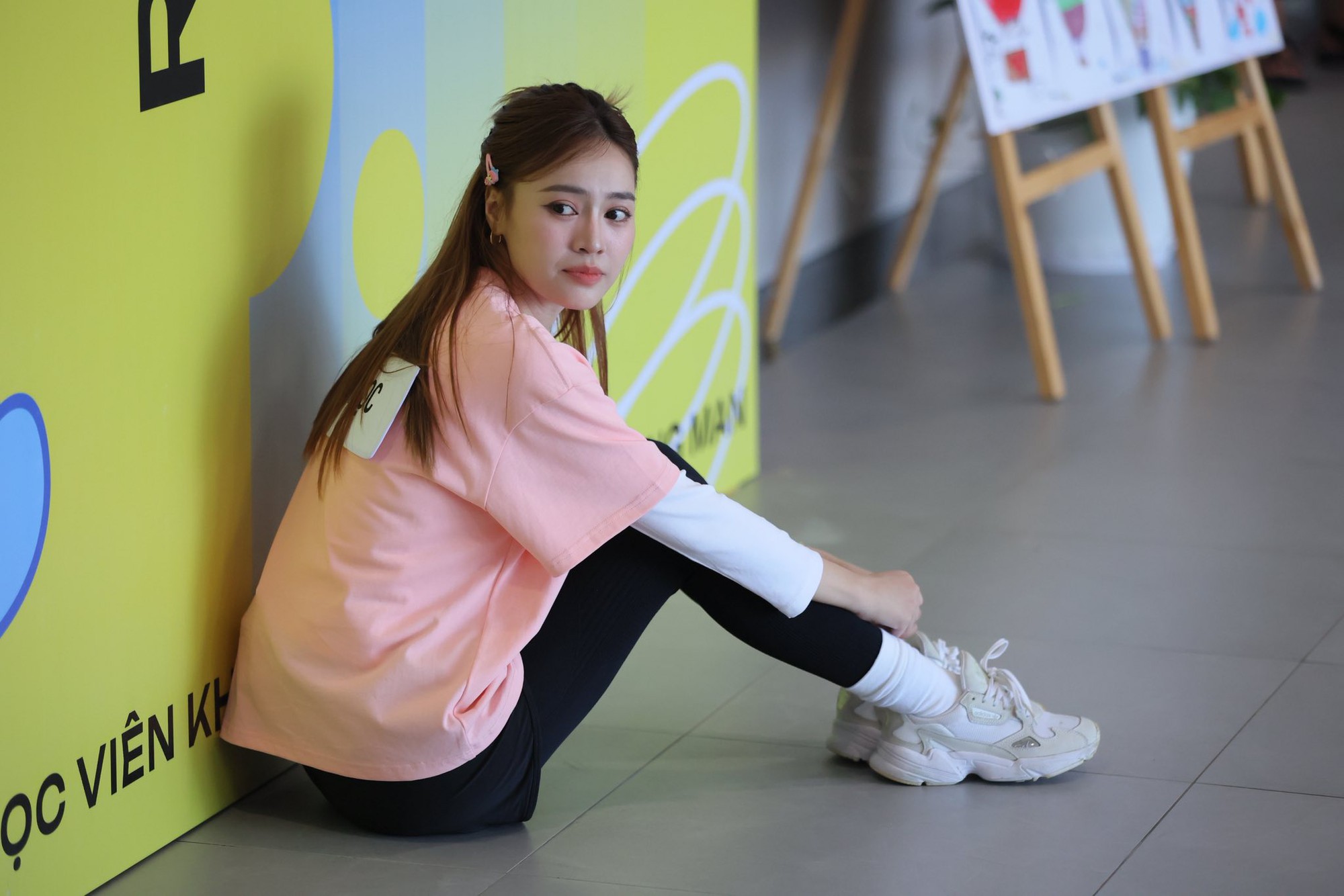 Ninh Dương Lan Ngọc nên dừng lại- Ảnh 5. Ninh Dương Lan Ngọc nên dừng lại- Ảnh 5.