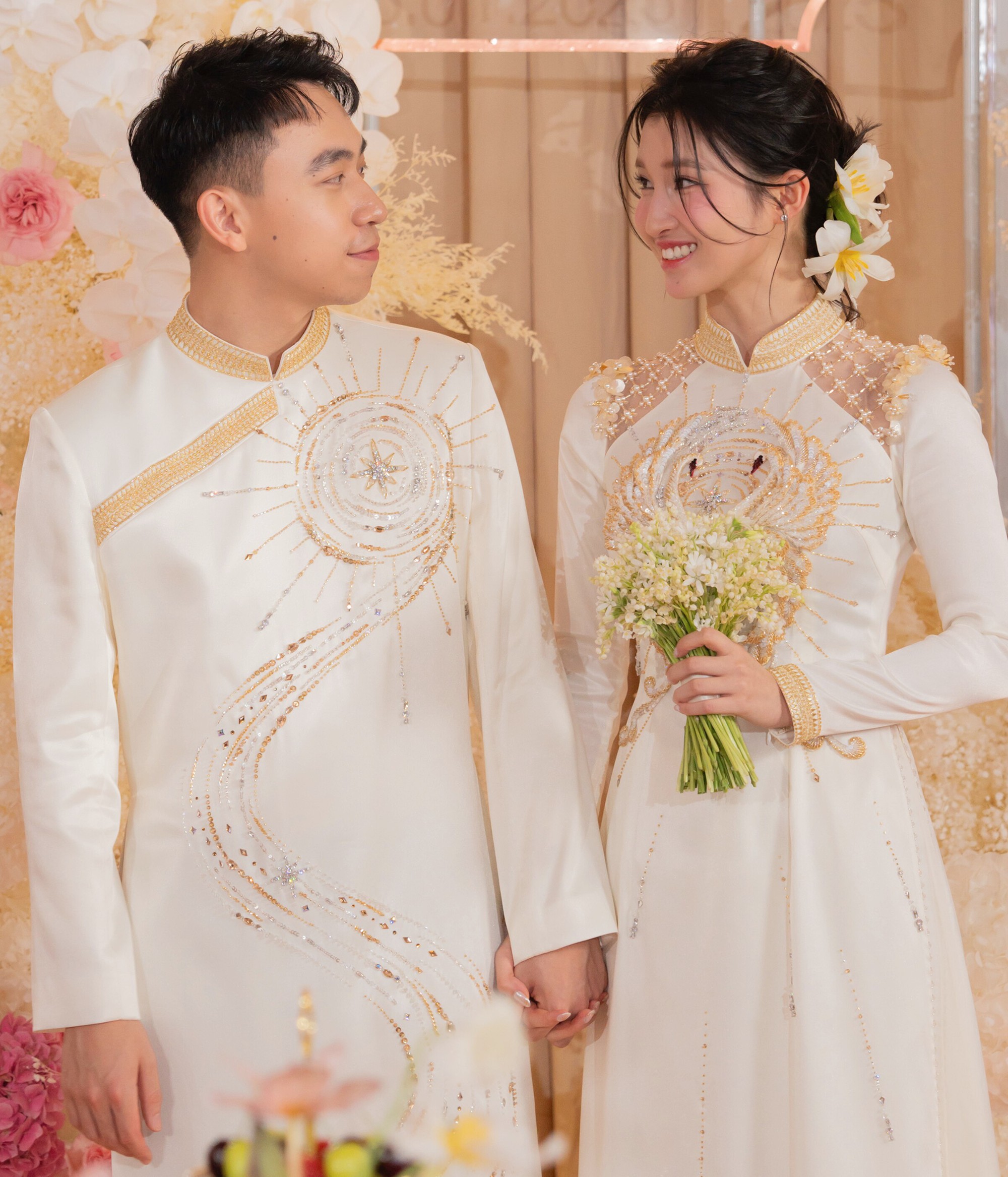 3 nàng hậu lấy thiếu gia hot nhất nhà Sen Vàng: Bí ẩn nhất là người 3 nàng hậu lấy thiếu gia hot nhất nhà Sen Vàng: Bí ẩn nhất là người