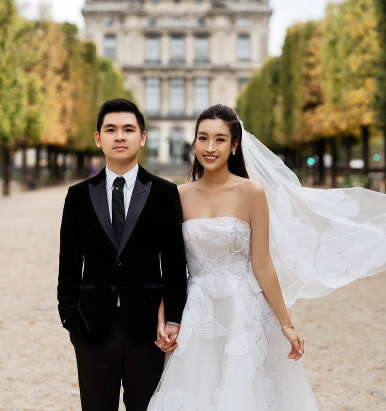 3 nàng hậu lấy thiếu gia hot nhất nhà Sen Vàng: Bí ẩn nhất là người 3 nàng hậu lấy thiếu gia hot nhất nhà Sen Vàng: Bí ẩn nhất là người