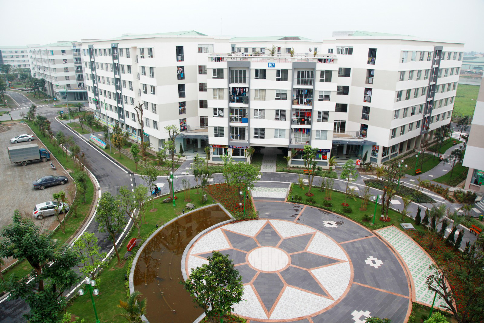 Chủ tịch Cen Land chê "nhà buôn đất" lấn át, đề xuất giảm thuế đất và chống đầu cơ để giải cơn khát nhà ở vừa túi tiền- Ảnh 1. Chủ tịch Cen Land chê