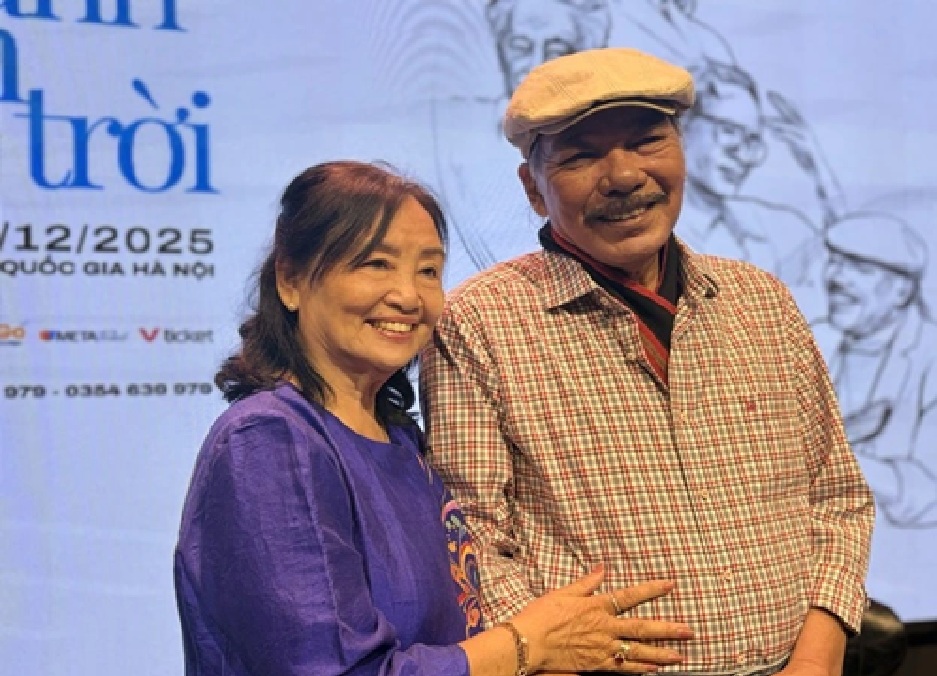Nhạc sĩ Trần Tiến: "Vợ là tài sản vô giá của tôi"- Ảnh 2. Nhạc sĩ Trần Tiến: "Vợ là tài sản vô giá của tôi"- Ảnh 2.