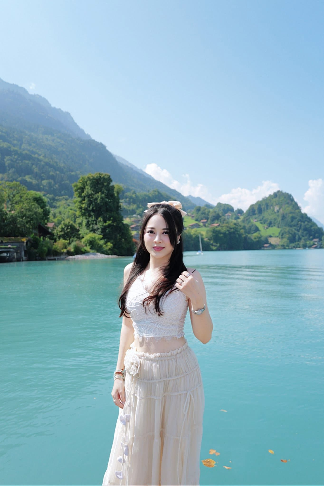 Con gái lớn của hot mom Hằng Túi gây Con gái lớn của hot mom Hằng Túi gây