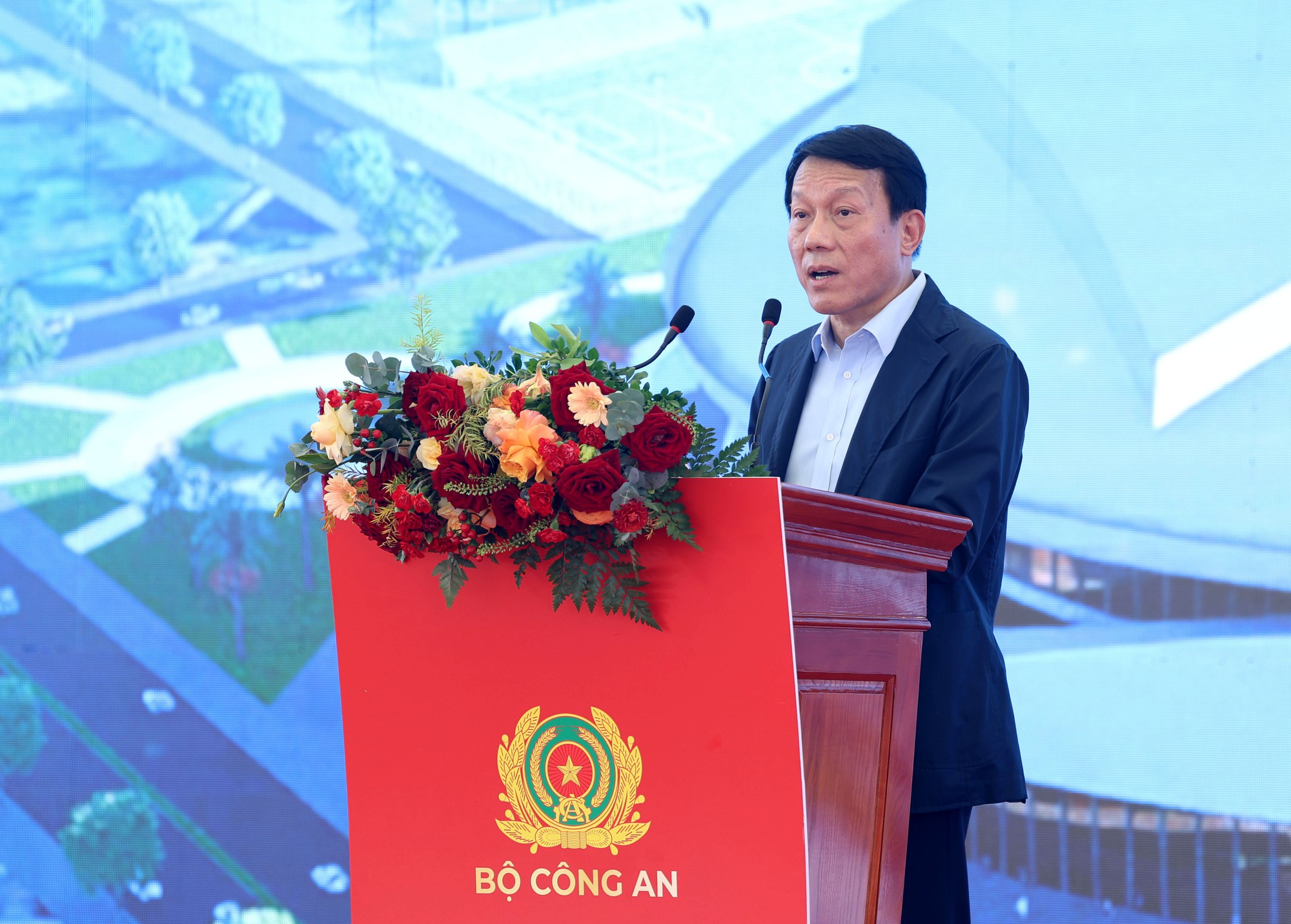 Tổng Bí thư Tô Lâm dự lễ khởi công xây sân vận động lớn nhất Việt Nam, có mái vòm khổng lồ đóng mở tự động do Vinhomes làm tổng thầu xây dựng- Ảnh 2. Tổng Bí thư Tô Lâm dự lễ khởi công xây sân vận động lớn nhất Việt Nam, có mái vòm khổng lồ đóng mở tự động do Vinhomes làm tổng thầu xây dựng- Ảnh 2.