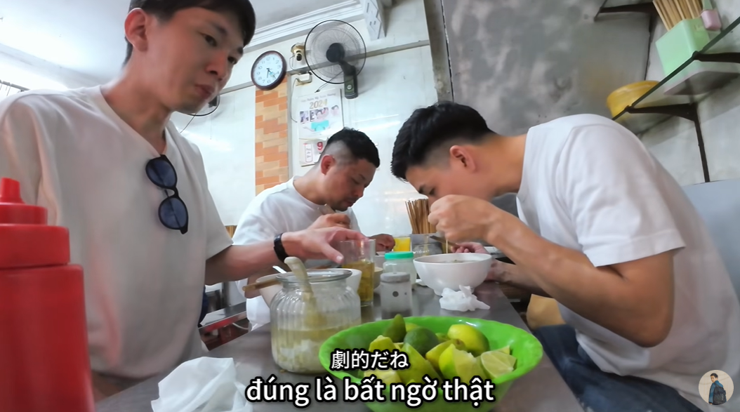 Khách Nhật ngất ngây trước 1 gia vị Việt, phải thốt lên: Siêu quá, đúng là bất ngờ thật- Ảnh 3. Khách Nhật ngất ngây trước 1 gia vị Việt, phải thốt lên: Siêu quá, đúng là bất ngờ thật- Ảnh 3.