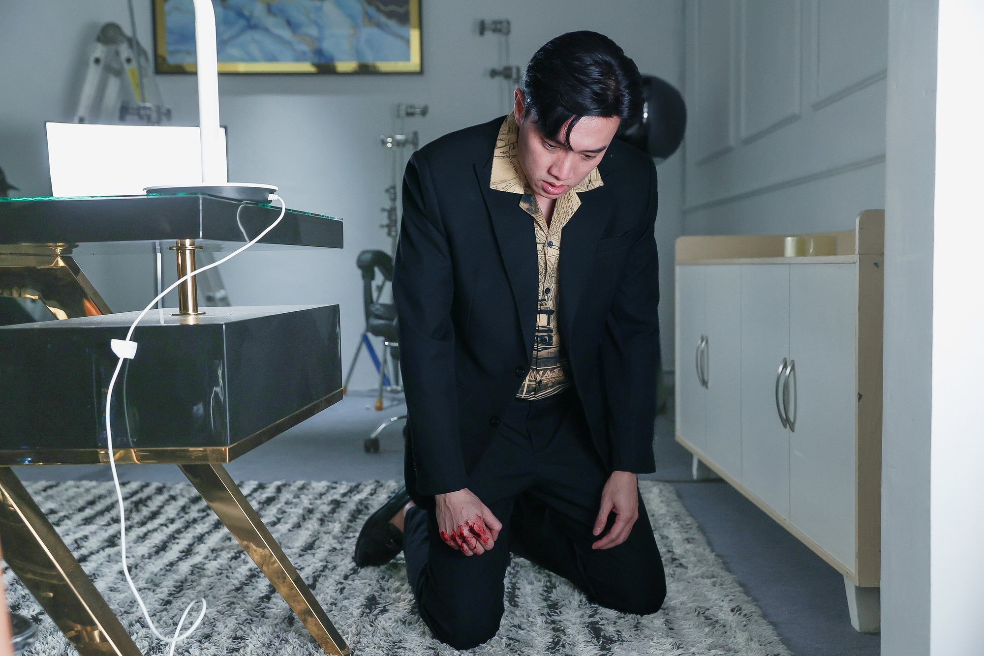 Việt Nam có 1 tổng tài vừa đẹp vừa giàu ngang ngửa Trần Vỹ Đình: Ở biệt thự 7000m2, trẻ mãi không già suốt 15 năm- Ảnh 2. Việt Nam có 1 tổng tài vừa đẹp vừa giàu ngang ngửa Trần Vỹ Đình: Ở biệt thự 7000m2, trẻ mãi không già suốt 15 năm- Ảnh 2.