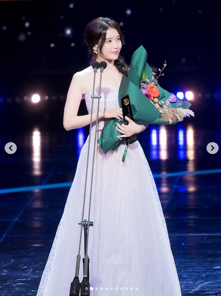 Ngắm mỹ nhân này 1 tỷ lần vẫn phải than trời vì quá đẹp: Đi đến đâu sáng bừng đến đó, cả Hàn Quốc có đúng 1 người- Ảnh 5.