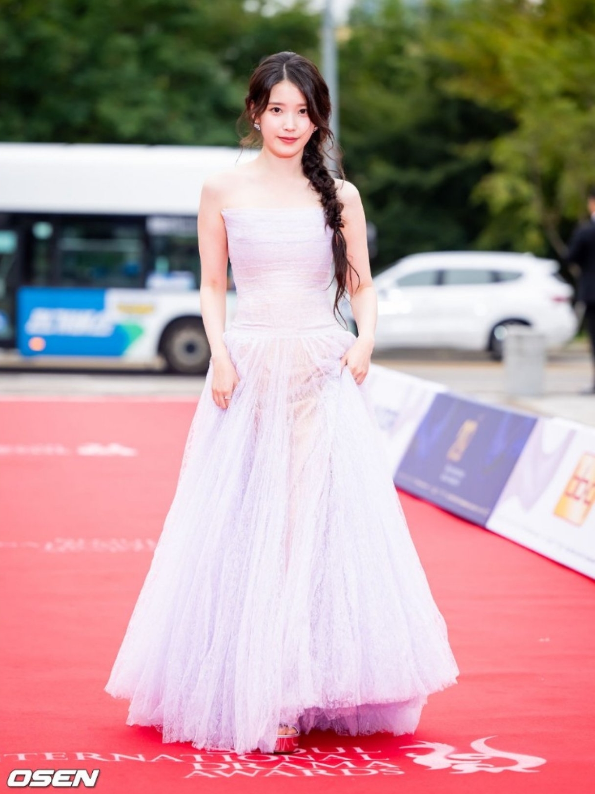 Ngắm mỹ nhân này 1 tỷ lần vẫn phải than trời vì quá đẹp: Đi đến đâu sáng bừng đến đó, cả Hàn Quốc có đúng 1 người- Ảnh 12.