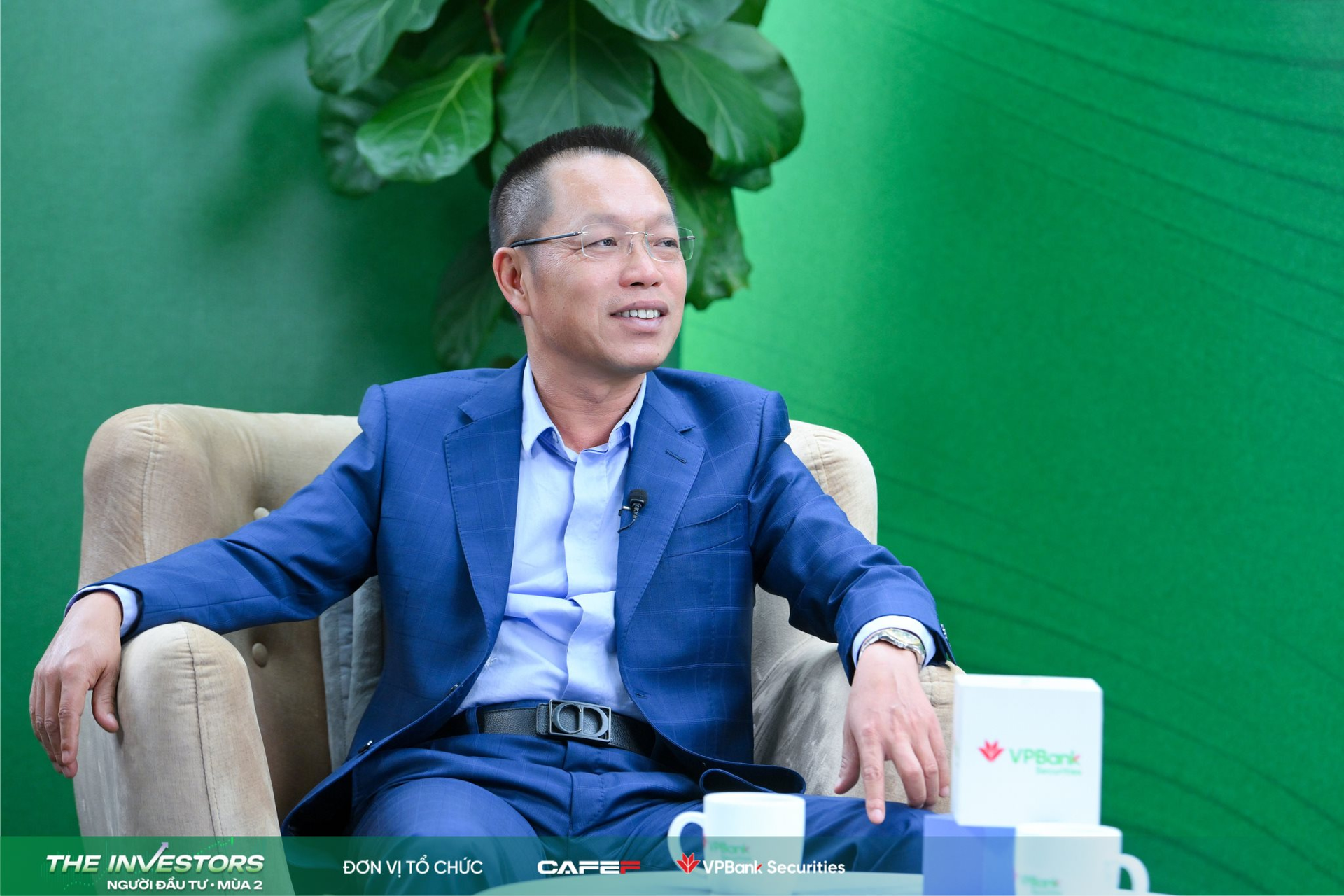Chủ tịch Đạt Phương tiết lộ cột mốc khởi nghiệp quan trọng: 300 công nhân tham gia thi công cầu Bãi Cháy 2.100 tỷ với công nghệ phức tạp, chưa từng có ở Việt Nam- Ảnh 2.