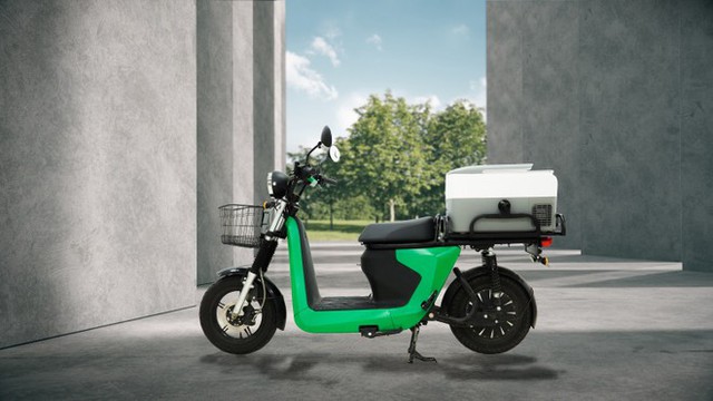 Xe máy điện tiện hơn xe xăng nhờ đổi pin: Có xe lội nước sâu 1 mét vẫn chạy tốt- Ảnh 2.