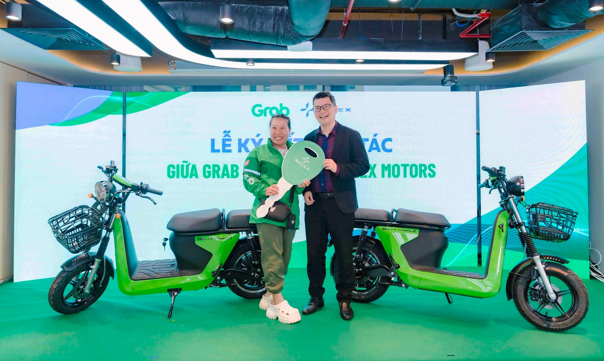 Selex Motors bắt tay Grab Việt Nam thúc đẩy chuyển đổi xe điện cho tài xế GrabBike- Ảnh 2.