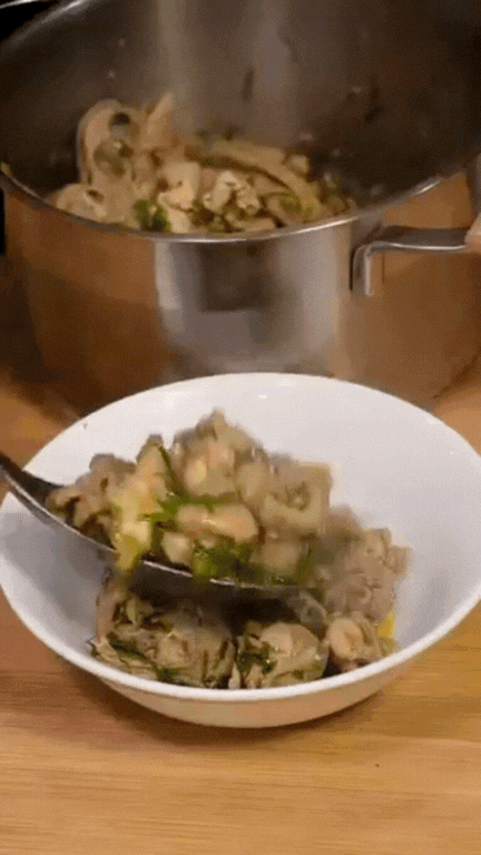 Chàng Tây mê mẩn ẩm thực Việt: Chăm chỉ nấu ăn ở nhà, món gì cũng "dám" thử, kỹ năng "chuẩn cơm mẹ nấu" khiến người Việt xem cũng phải trầm trồ- Ảnh 19.