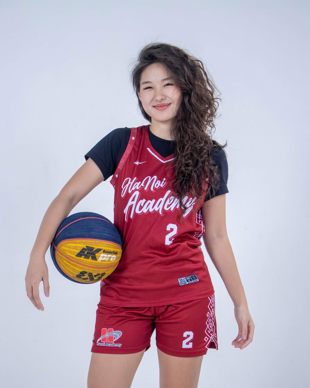 Con gái hoa khôi bóng chuyền Kim Huệ là ứng viên hoa khôi, visual cực đỉnh, chiều cao mới gây chú ý- Ảnh 2. Con gái hoa khôi bóng chuyền Kim Huệ là ứng viên hoa khôi, visual cực đỉnh, chiều cao mới gây chú ý- Ảnh 2.