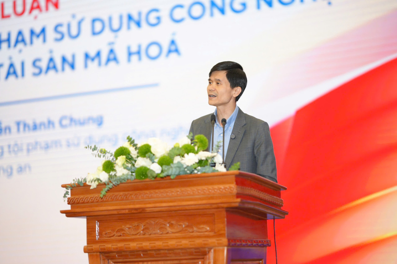 'Hô biến' hàng nghìn tỷ đồng lừa đảo thành tài sản mã hoá- Ảnh 2.