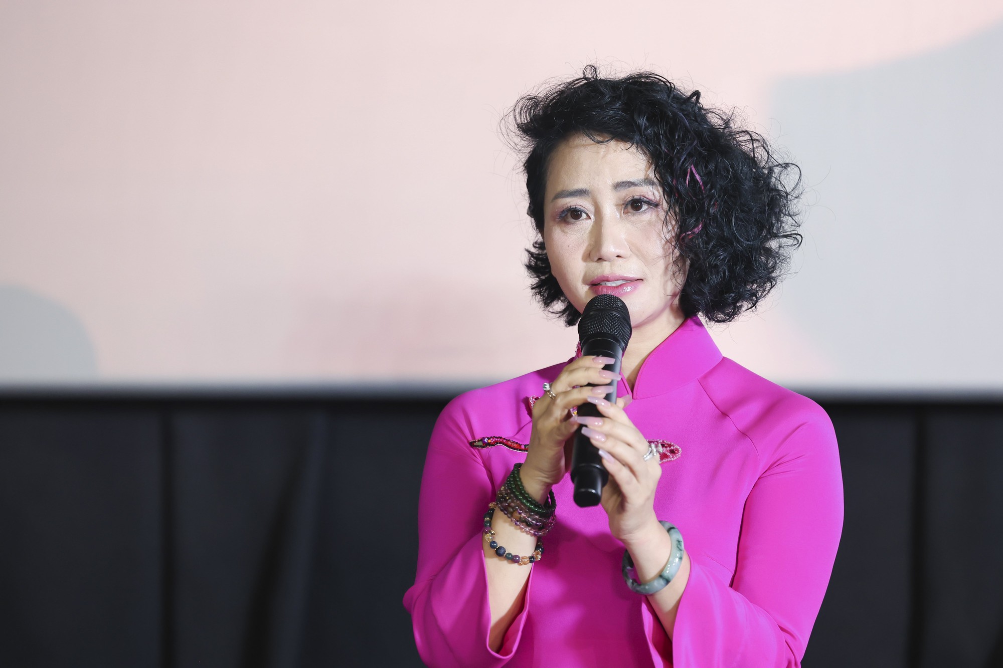 Nữ nhạc sĩ là “người cùng một nhà” với Tùng Dương, Tăng Duy Tân bất ngờ ra mắt 2 MV, tiết lộ đáng chú ý về mối duyên với divo- Ảnh 3. Nữ nhạc sĩ là “người cùng một nhà” với Tùng Dương, Tăng Duy Tân bất ngờ ra mắt 2 MV, tiết lộ đáng chú ý về mối duyên với divo- Ảnh 3.