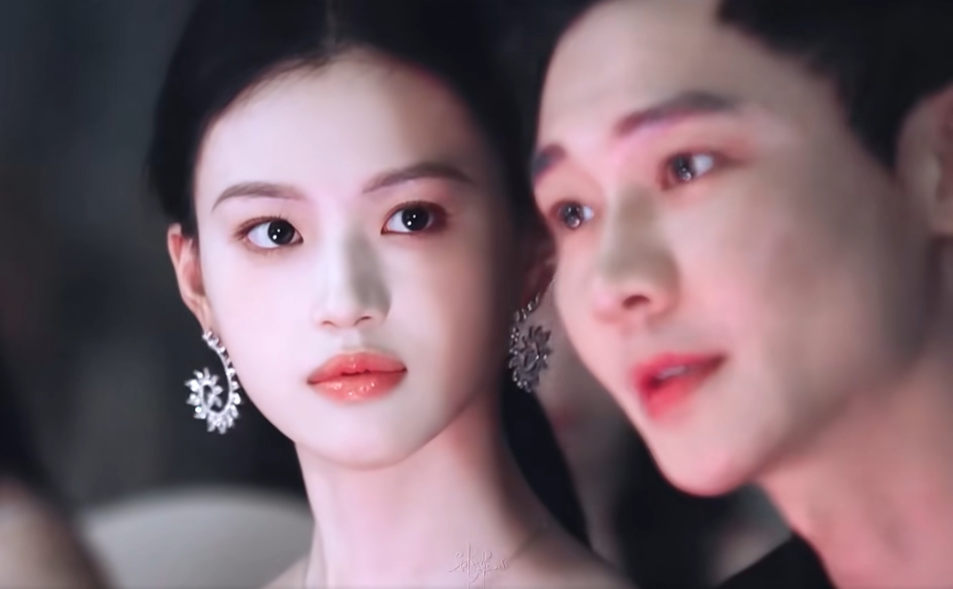 Thiên kim đẹp nhất Trung Quốc đang ở Hà Nội: Visual sang xịn dã man, ngắm góc nào cũng mê tít- Ảnh 6. Thiên kim đẹp nhất Trung Quốc đang ở Hà Nội: Visual sang xịn dã man, ngắm góc nào cũng mê tít- Ảnh 6.