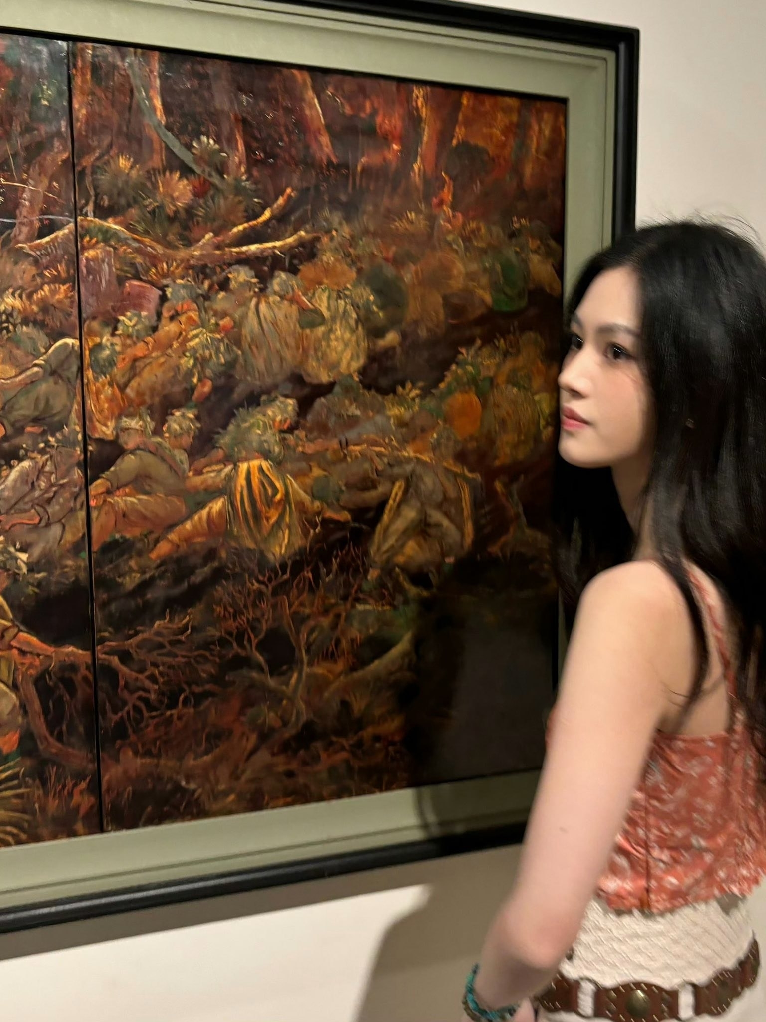Thiên kim đẹp nhất Trung Quốc đang ở Hà Nội: Visual sang xịn dã man, ngắm góc nào cũng mê tít- Ảnh 12. Thiên kim đẹp nhất Trung Quốc đang ở Hà Nội: Visual sang xịn dã man, ngắm góc nào cũng mê tít- Ảnh 12.