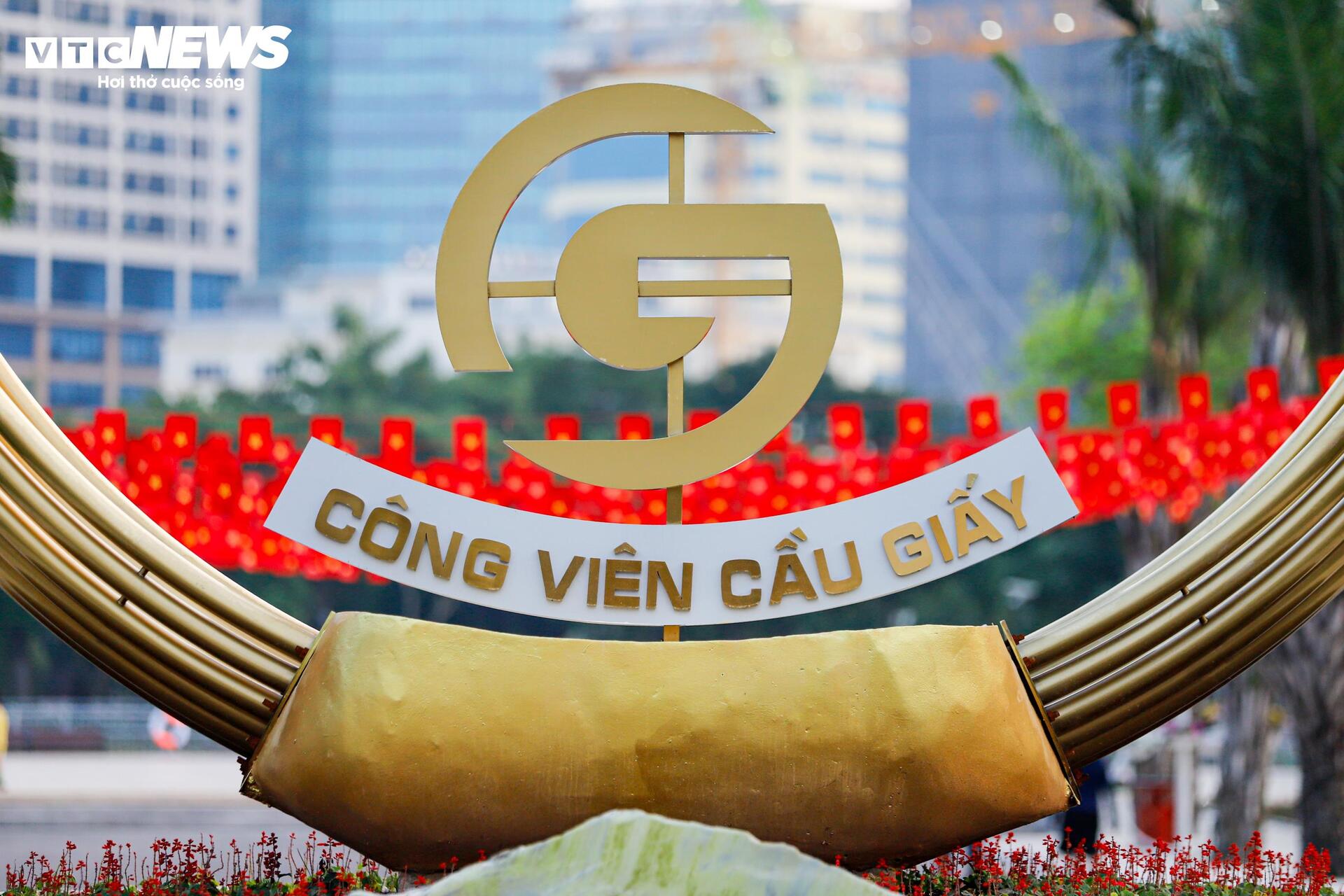 Được đầu tư cải tạo 66 tỷ đồng, công viên ở Hà Nội khang trang, khác lạ- Ảnh 1. Được đầu tư cải tạo 66 tỷ đồng, công viên ở Hà Nội khang trang, khác lạ- Ảnh 1.