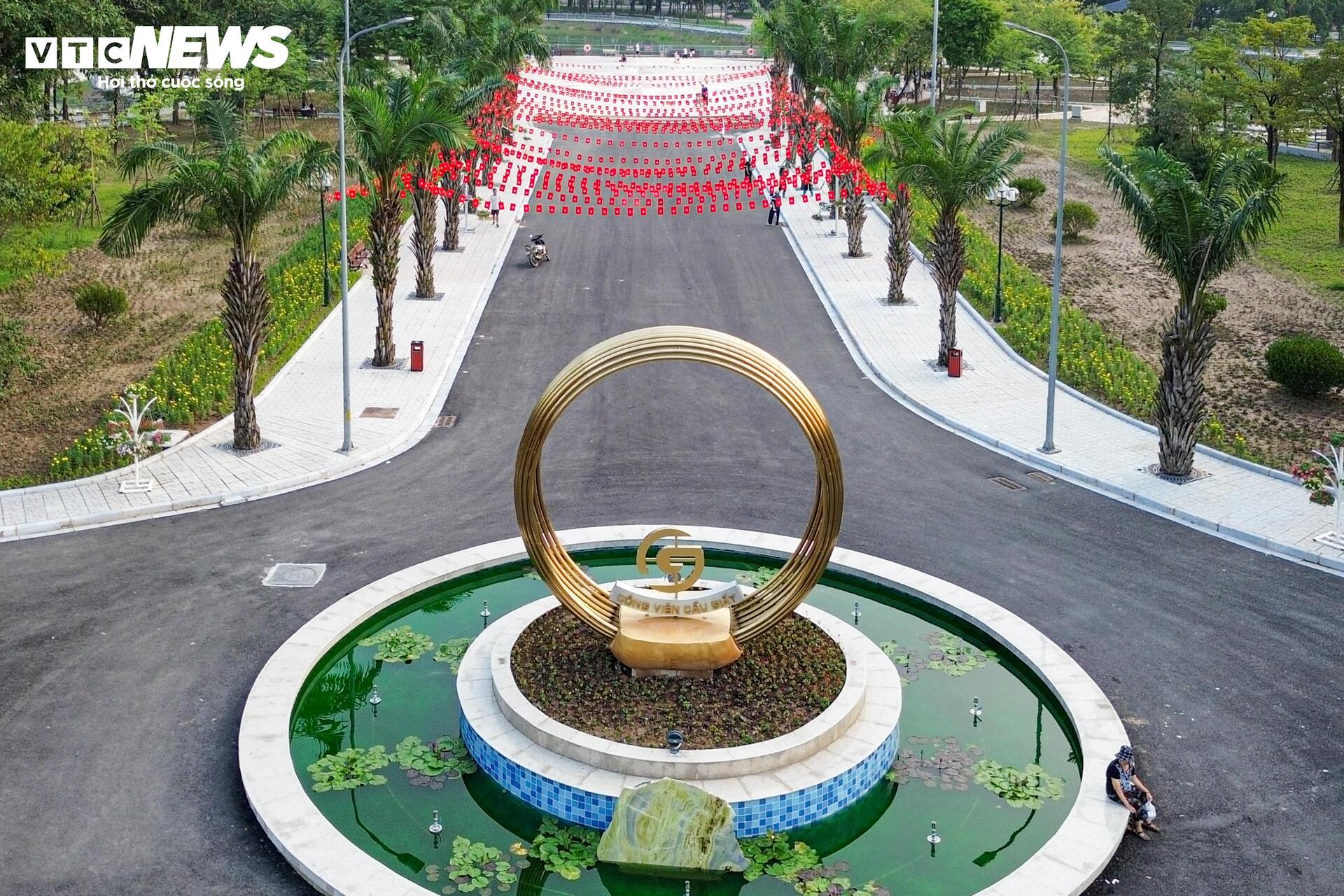 Được đầu tư cải tạo 66 tỷ đồng, công viên ở Hà Nội khang trang, khác lạ- Ảnh 5. Được đầu tư cải tạo 66 tỷ đồng, công viên ở Hà Nội khang trang, khác lạ- Ảnh 5.