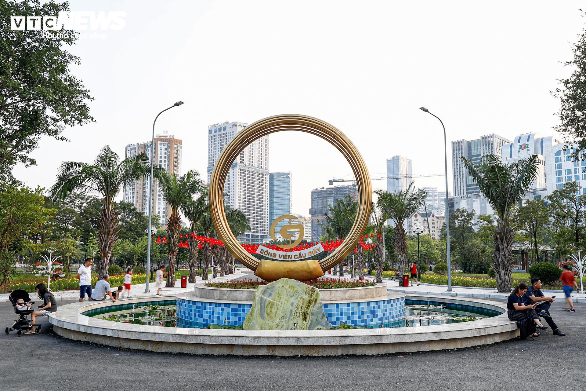 Được đầu tư cải tạo 66 tỷ đồng, công viên ở Hà Nội khang trang, khác lạ- Ảnh 6. Được đầu tư cải tạo 66 tỷ đồng, công viên ở Hà Nội khang trang, khác lạ- Ảnh 6.