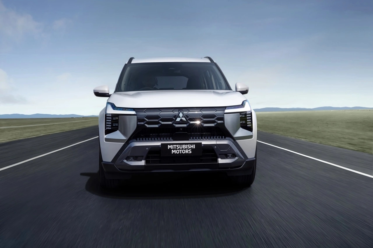 Mitsubishi Destinator chốt ra mắt Việt Nam cuối năm kèm thông tin ‘hot’: Khuyến mãi hàng chục triệu đồng, máy turbo, có chế độ lái đặc biệt- Ảnh 2. Mitsubishi Destinator chốt ra mắt Việt Nam cuối năm kèm thông tin ‘hot’: Khuyến mãi hàng chục triệu đồng, máy turbo, có chế độ lái đặc biệt- Ảnh 2.