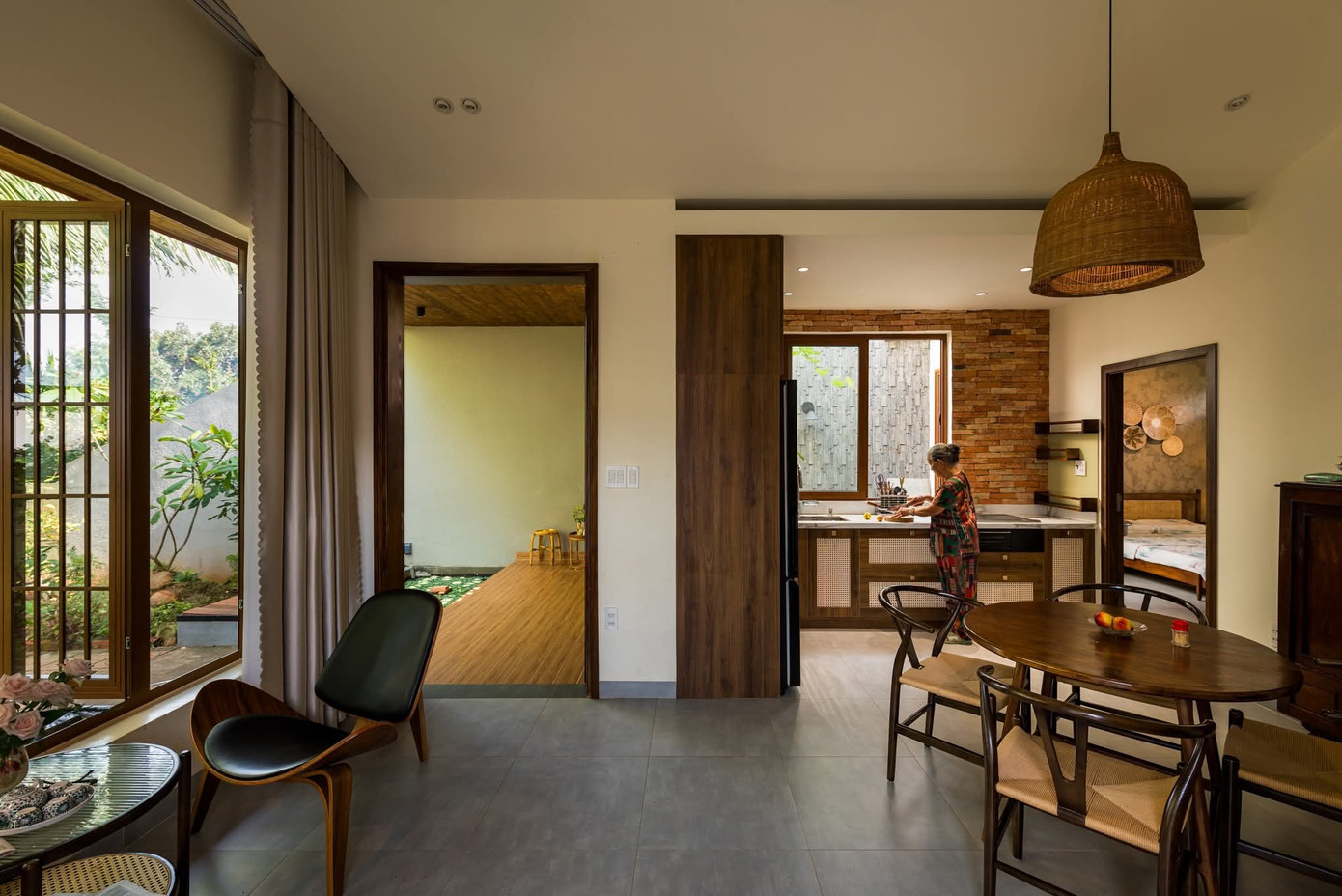 Thiết kế ngôi nhà 80m2 đầy ắp 'ký ức' con gái tặng mẹ- Ảnh 15. Thiết kế ngôi nhà 80m2 đầy ắp 'ký ức' con gái tặng mẹ- Ảnh 15.