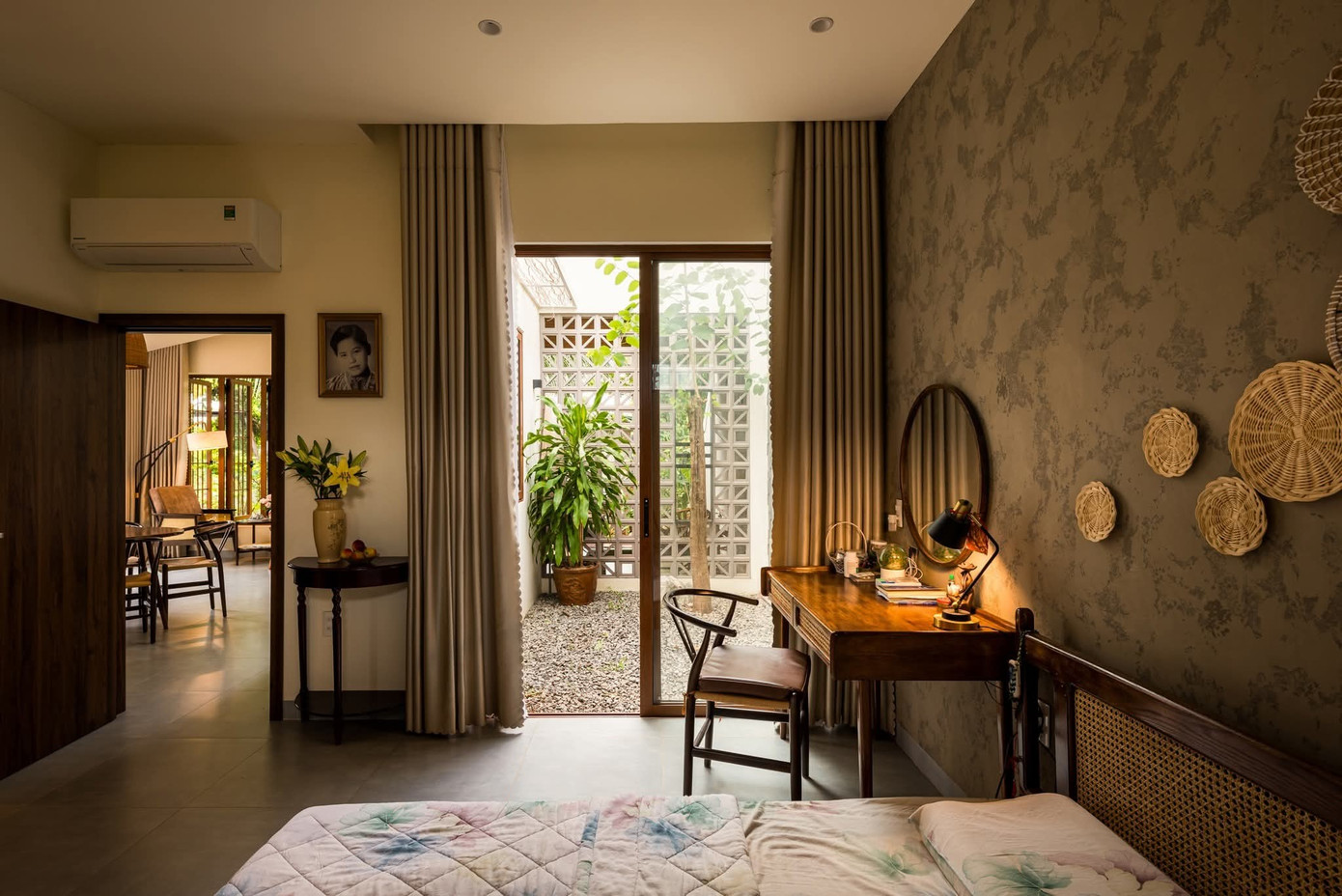 Thiết kế ngôi nhà 80m2 đầy ắp 'ký ức' con gái tặng mẹ- Ảnh 17. Thiết kế ngôi nhà 80m2 đầy ắp 'ký ức' con gái tặng mẹ- Ảnh 17.