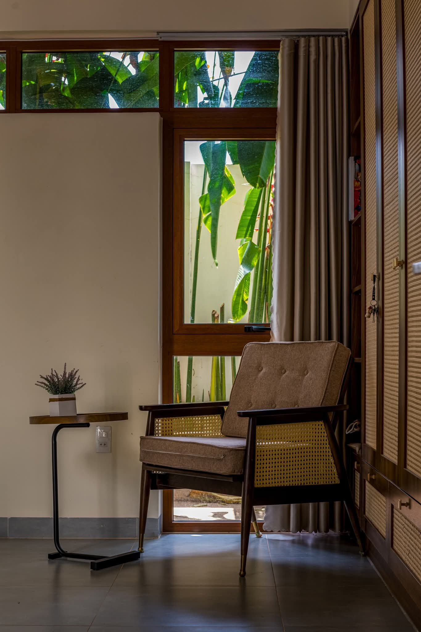 Thiết kế ngôi nhà 80m2 đầy ắp 'ký ức' con gái tặng mẹ- Ảnh 21. Thiết kế ngôi nhà 80m2 đầy ắp 'ký ức' con gái tặng mẹ- Ảnh 21.